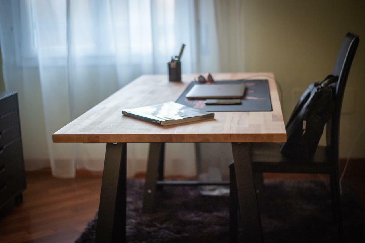 Cinematic Modern Flat, 100 Mt Da Ospedale Apartman Ravenna Kültér fotó